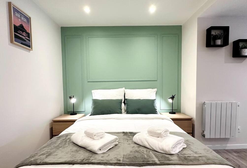 L'Escale Du Mont Saint Michel Apartment Avranches Ngoại thất bức ảnh