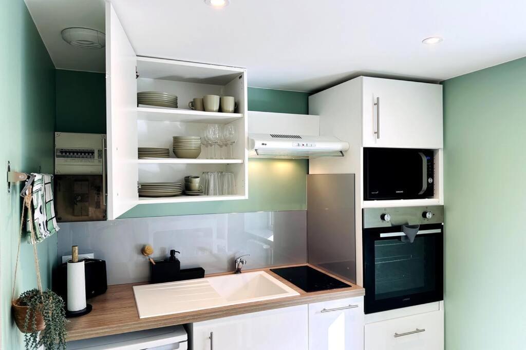 L'Escale Du Mont Saint Michel Apartment Avranches Ngoại thất bức ảnh